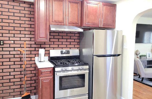 Cheektowaga House | 149 m² House ∙ 4 bedrooms ∙ 12 guests