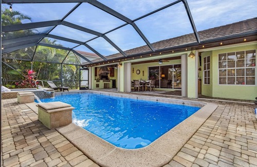 Fort Myers Villa | 149 m² Villa ∙ 3 bedrooms ∙ 8 guests