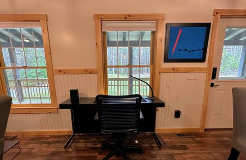 Easton House | 14EV Newly custom built Coventry home on 3 acre private lot near Cannon, Franconia