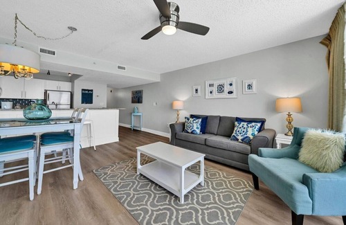 Destin Condo | 14th Floor Beachfront at Pelican, Stunning Ocean View, 3 Pools, Beach Chairs