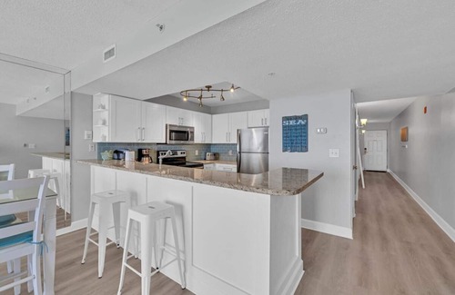 Destin Condo | 14th Floor Beachfront at Pelican, Stunning Ocean View, 3 Pools, Beach Chairs