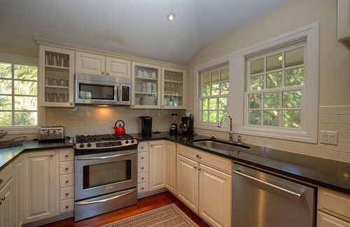 South Beach House | 15 Beachside - Renovated Sea PInes Cottage Home, Steps from Beach and Marina
