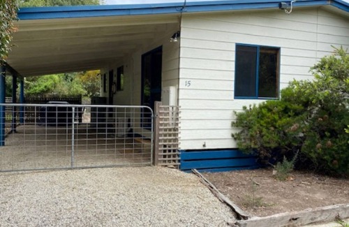 Smiths Beach House | 15 California Drive, Smiths Beach - affordable cabin style home