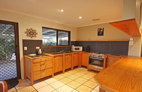 Marcoola House | 15 Clematis Court, Marcoola