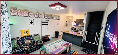 Voulangis House | 15' de Disney maison à thème avec SALLE DE JEUX privée 6 couchages 2 wc