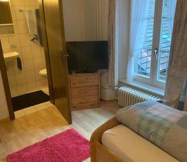 Bozen Hotel | 15 m² Hotel ∙ 2 guests