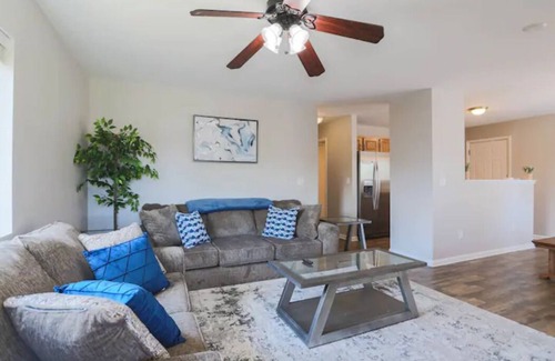 Westminster House | ✨15 Mins to Downtown DEN/25 Mins to the 🏔s! K-Bds, Fenced yard, Super Host!