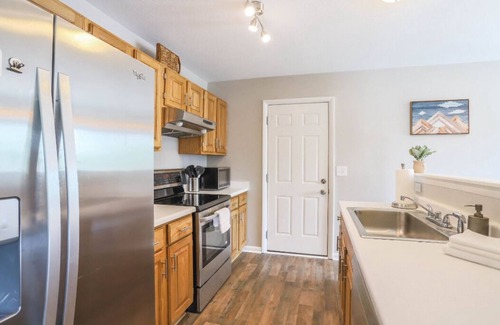 Westminster House | ✨15 Mins to Downtown DEN/25 Mins to the 🏔s! K-Bds, Fenced yard, Super Host!