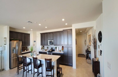 Tolleson House | 🌟 15-mins to Super Bowl 🏈 ‼️ Family-sized house w/fire pit.