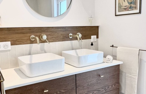 Anglet Apartment | 15-minute walk to the beach and golf course
