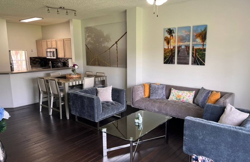 Indian Point House | 15 minutes away from Disney parks and major attractions.
