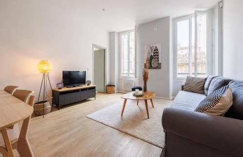 1st Arrondissement Apartment | 15 minutes du Vieux Port, Confort et Espace au calme du Palais Longchamp
