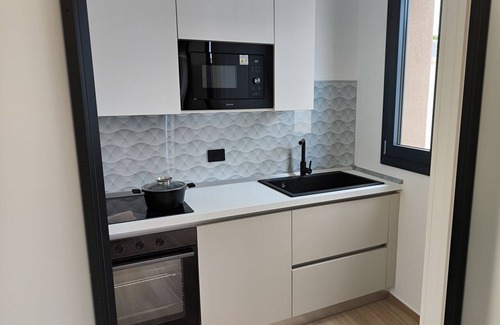 Collemeto Apartment | 15 minutes from Gallipoli and Lecce, modern apartment with private courtyard