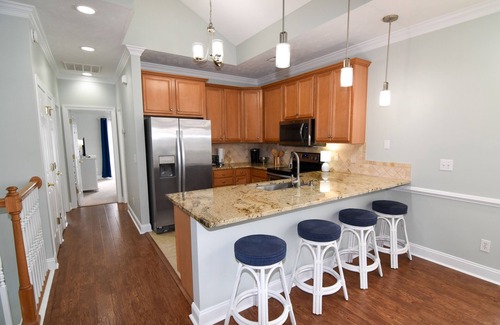 North Myrtle Beach House | 15% off 3-7 nights thru Aug. 5. 4 bedroom home. Short walk to beach. Comm Pool