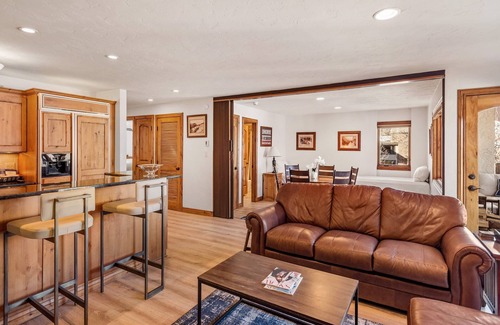 Snowmass Village Condo | 15% Off for Fall Savings! Stay 3 Nights Now thru Nov 19