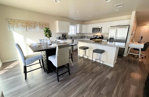 San Antonio House | 15% OFF Lux 3BD Home, Gym Close to Malls 6 Flags - NW SA