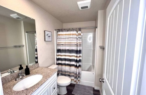 San Antonio House | 15% OFF Lux 3BD Home, Gym Close to Malls 6 Flags - NW SA