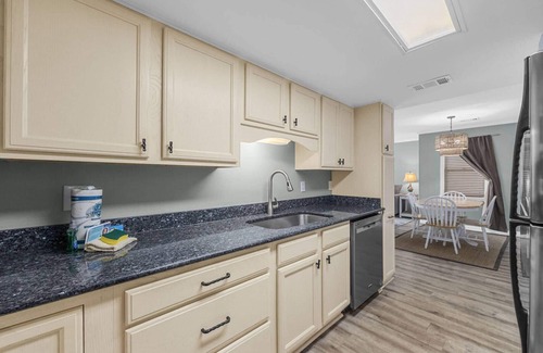 Surfside Beach Condo | *15% Off New Bookings for Stays through 2025*