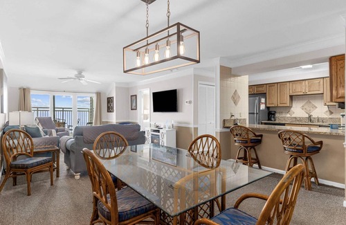Surfside Beach Condo | *15% Off New Bookings for Stays through 2025*
