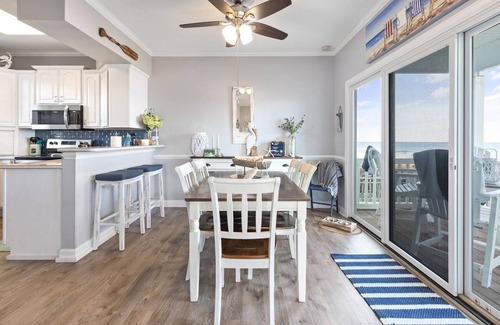 Surfside Beach House | *15% Off New Bookings for Stays through 2025*