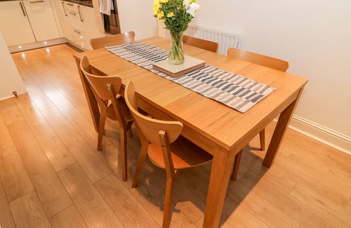 Embsay House | 15 TANNERY LANE, pet friendly, with a garden in Embsay