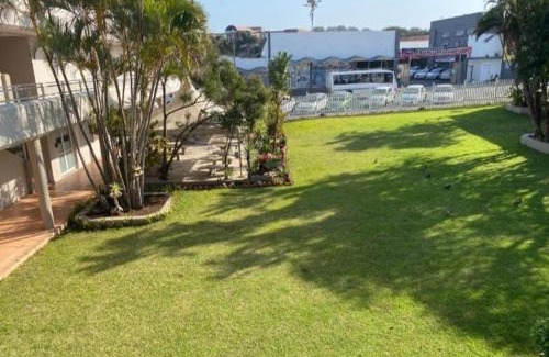 Uvongo Apartment | 15 uvongo square holiday home