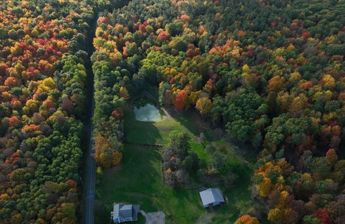 Oneonta House | 150 Acres, Pond, 16 Minutes to Dreams Park and Allstar Village