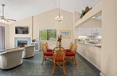 Arcadian Shores Condo | $150 activities - E-gift card when you book - Walk to beach | KRP 7E