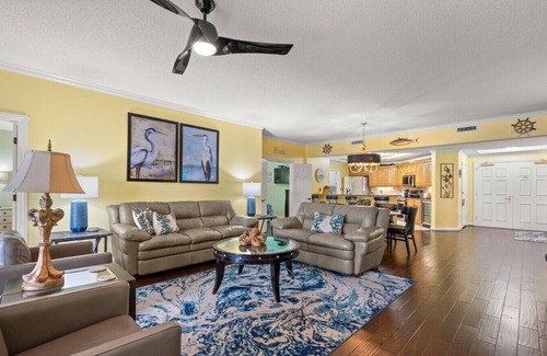 Arcadian Shores Condo | $150 activities - E-gift card when you book - Stunning View from oceanfront Balcony | M307