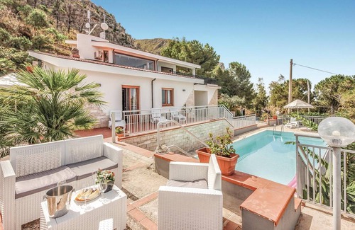 Castellammare del Golfo House | 150 m² House ∙ 5 bedrooms ∙ 10 guests