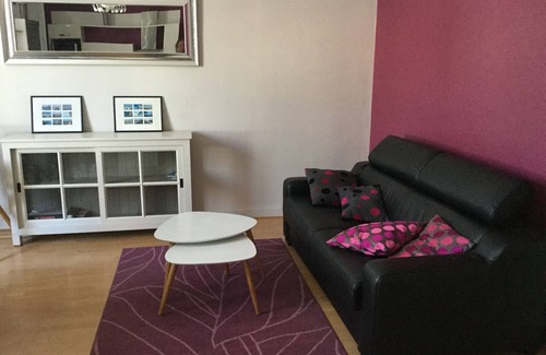 Les Sables d'Olonne Apartment | 150 m from the main beach in Les Sables d'Olonne T2 apartment in Sablaise house