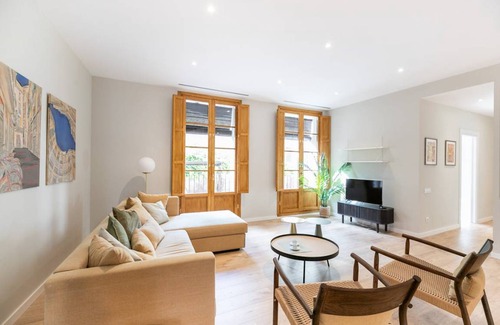 Gothic Quarter Apartment | 150 m² Apartment ∙ 3 bedrooms ∙ 5 guests