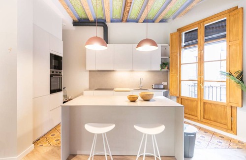 Gothic Quarter Apartment | 150 m² Apartment ∙ 3 bedrooms ∙ 5 guests