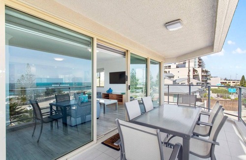 Scarborough Apartment | 150 m² Apartment ∙ 3 bedrooms ∙ 6 guests