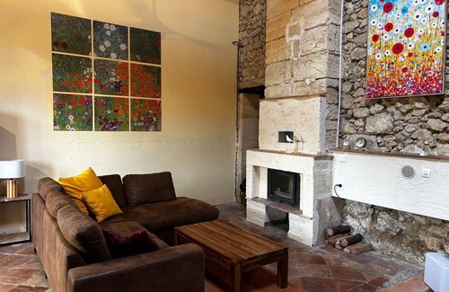 Pujols Apartment | 150 m² Apartment ∙ 2 bedrooms ∙ 6 guests