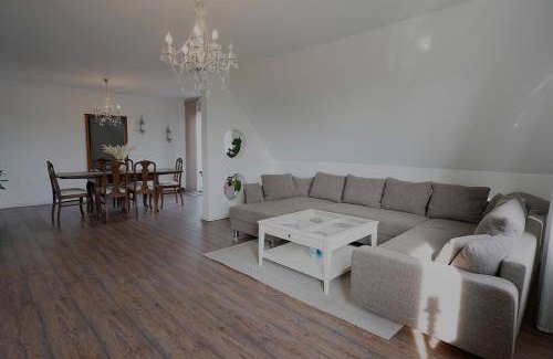 Region Hannover District Apartment | 150 m² Apartment ∙ 2 bedrooms ∙ 10 guests