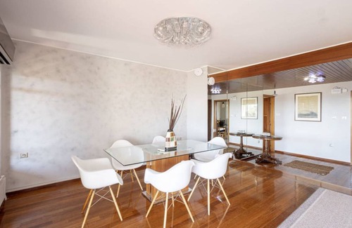 Voula Apartment | 150 m² Apartment ∙ 3 bedrooms ∙ 5 guests