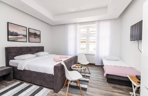 Old Town Apartment | 150 m² Apartment ∙ 5 bedrooms ∙ 13 guests