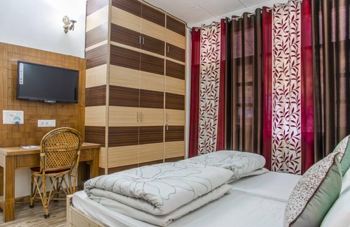 Dharampur Apartment | 150 m² Apartment ∙ 2 bedrooms ∙ 5 guests