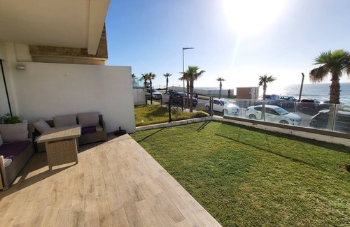 Ameur Apartment | 150 m² apartment directly on the beach with 2 gardens and swimming pool