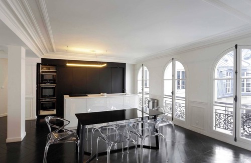 Vivienne Apartment | 150 M2 apartment with balcony