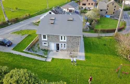 Nisramont House | 150 m² House ∙ 5 bedrooms ∙ 12 guests