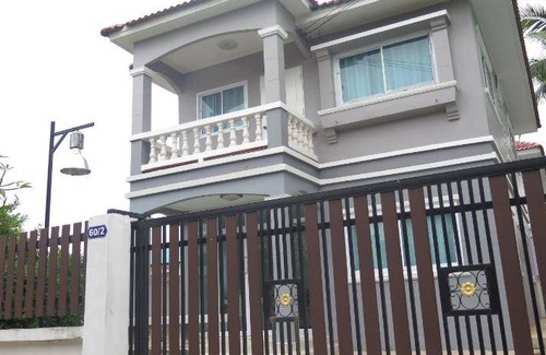 Surin Bed & Breakfast | 150 m² Bed and breakfast ∙ 3 bedrooms ∙ 6 guests