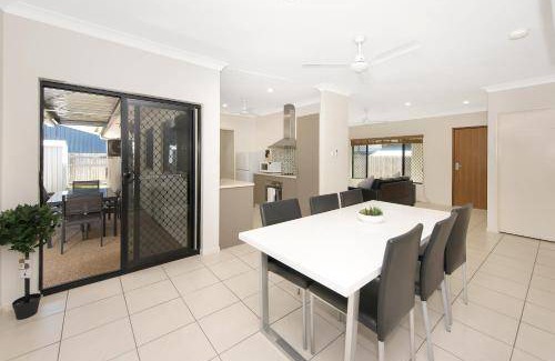 Currajong Bed & Breakfast | 150 m² Bed and breakfast ∙ 3 bedrooms ∙ 8 guests