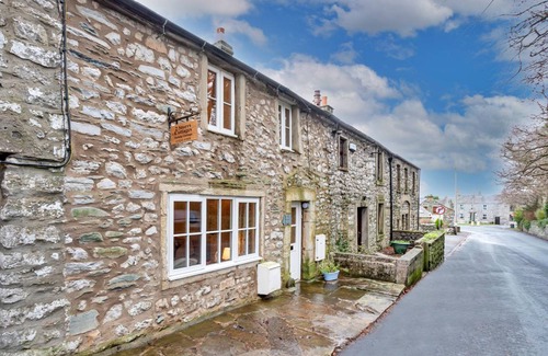 Ingleton Cottage | 150 m² Cabin ∙ 2 bedrooms ∙ 4 guests
