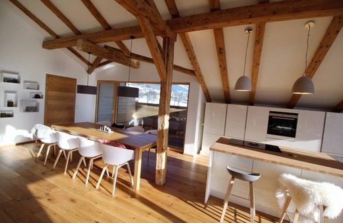 Moosen Ski Chalet | 150 m² Chalet ∙ 3 bedrooms ∙ 6 guests