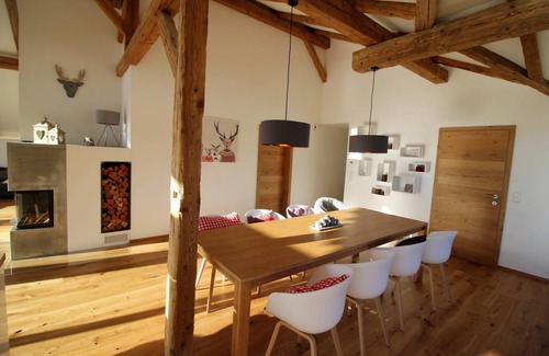 Moosen Ski Chalet | 150 m² Chalet ∙ 3 bedrooms ∙ 6 guests