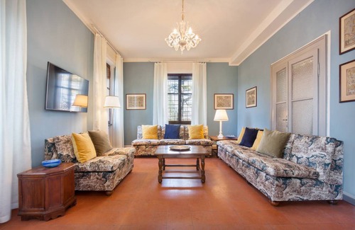 San Pietro in Cariano Ski Chalet | 150 m² Chalet ∙ 3 bedrooms ∙ 6 guests