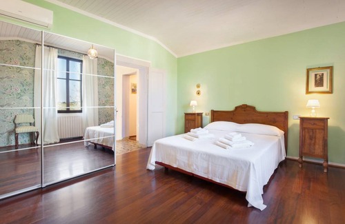 San Pietro in Cariano Ski Chalet | 150 m² Chalet ∙ 3 bedrooms ∙ 6 guests