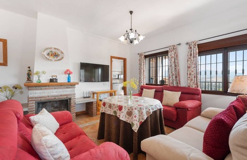 Comares Ski Chalet | 150 m² Chalet ∙ 3 bedrooms ∙ 9 guests